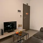 Camelia Seaview 1 Bd In St Paul Bay - Happy アパート *