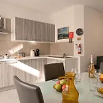 アパート Camelia Seaview 1 Bd In St Paul Bay - Happy セント・ポールズ・ベイ