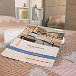 Camelia Seaview 1 Bd In St Paul Bay - Happy