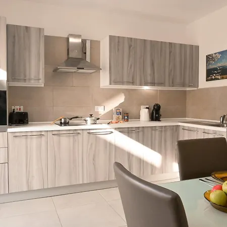 アパート Camelia Seaview 1 Bd In St Paul Bay - Happy *