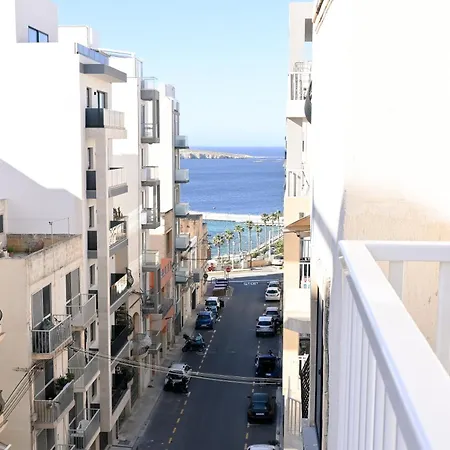 Camelia Seaview 1 Bd In St Paul Bay - Happy * セント・ポールズ・ベイ