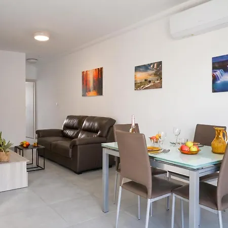 Appartement Camelia Seaview 1 Bd In St Paul Bay - Happy *