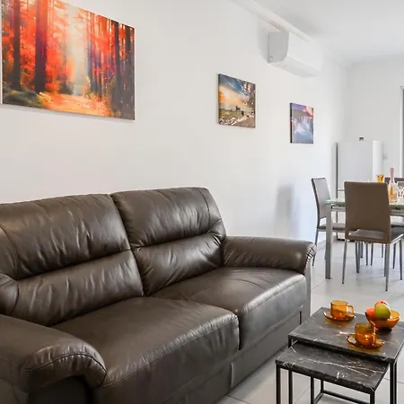Camelia Seaview 1 Bd In St Paul Bay - Happy * St. Paul's Bay