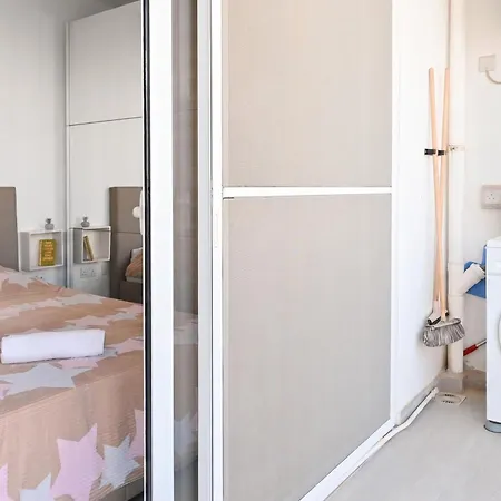 Appartement Camelia Seaview 1 Bd In St Paul Bay - Happy *