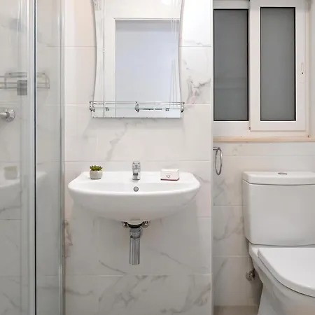 Camelia Seaview 1 Bd In St Paul Bay - Happy Appartement