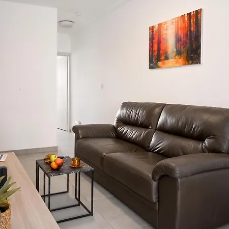 Appartement Camelia Seaview 1 Bd In St Paul Bay - Happy *